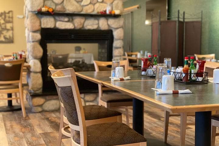 Breakfast area